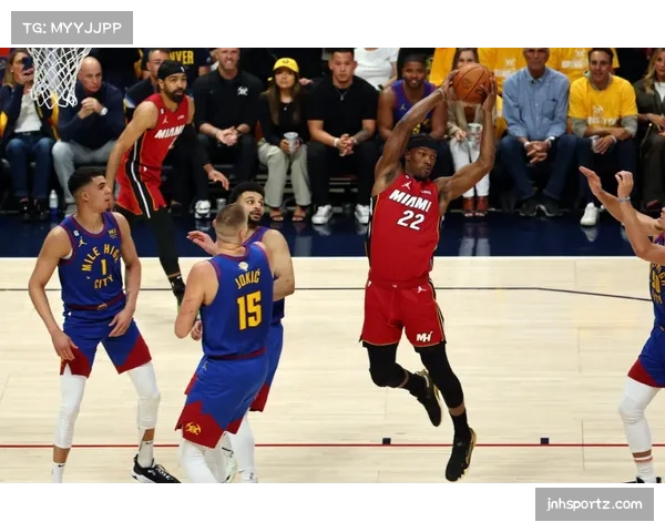 掘金戈登空切时机完美，接约基奇高抛传球完成空接隔扣